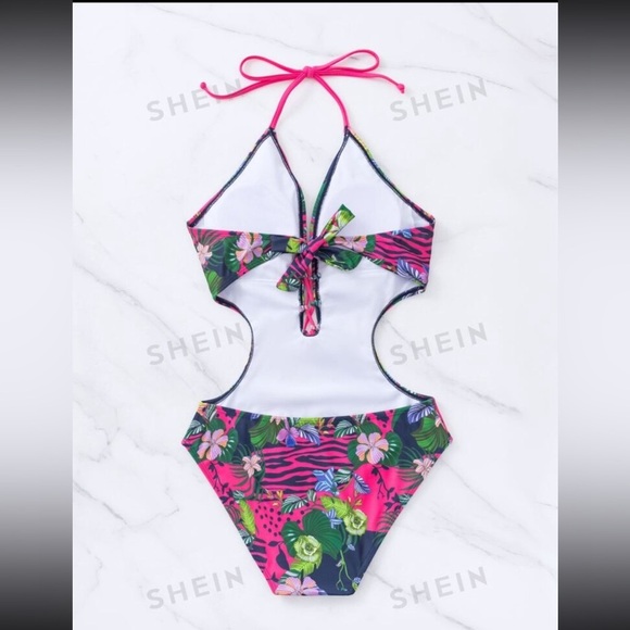 Floral Print Lace Up Front- One piece - Picture 2 of 8